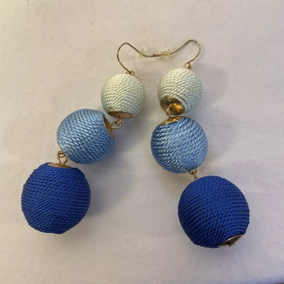 Blue Tones Thread-Wrapped Bead 20" Necklace Matching Drop Earrings - Picture 10 of 11